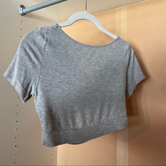 Gray Crop Top With Cut-out - Picture 2 of 3